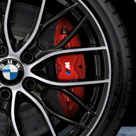 BMW-M-Performance-Brake-Kit-F22-F3X-front-red-installed-tn.jpg
