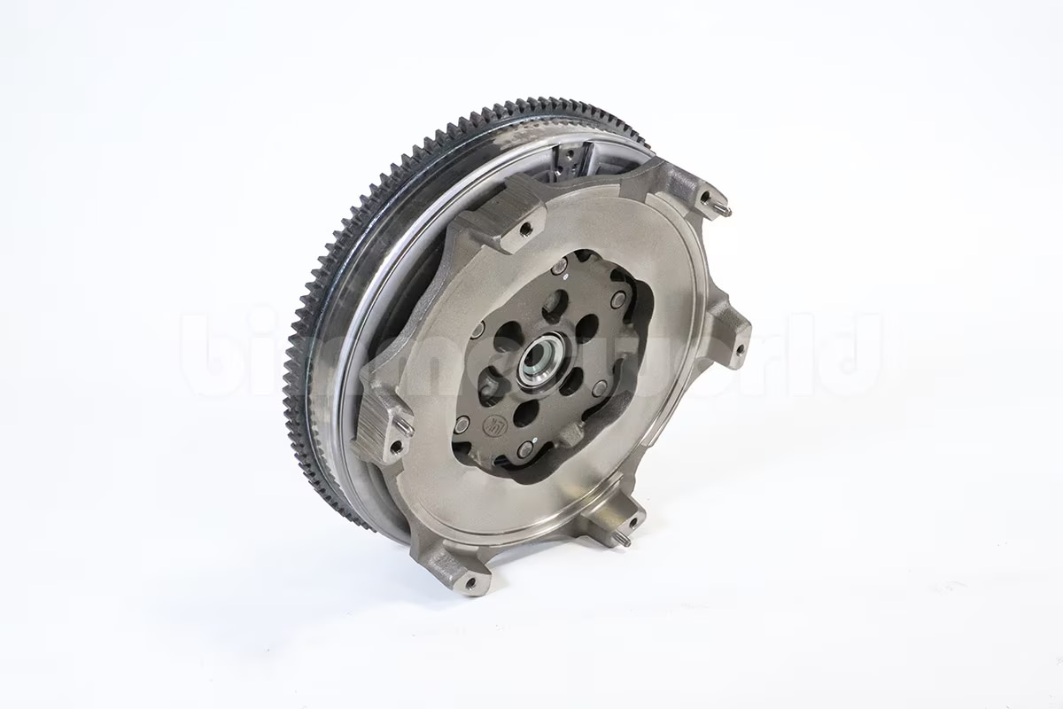 Dual Mass Flywheel Bmw F87 M2 F80 M3 F82 M4 Manual Transmission 5740